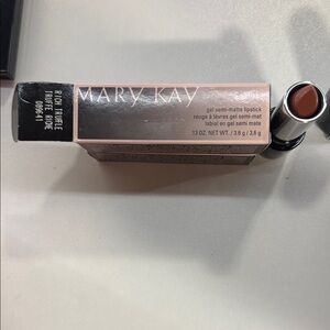 Mary Kay Semi-Matte Lipstick in Rich Truffle